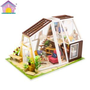 スーツケースドールハウスDIY