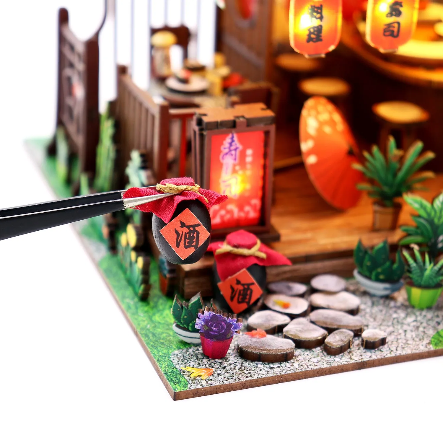 Dollhouse1.jpg